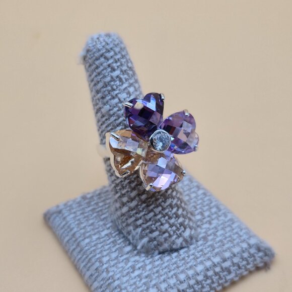 Size 7 Sterling Silver Large Flower Cubic Zirconia Gems Band Ring A5189 - Picture 3 of 10